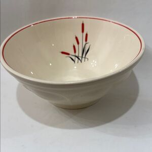 Universal Potteries Artisan Cream Red Floral Serveware Bowl Oven Proof Vintage
